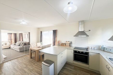 Photo of property in 34 James Street, Dannevirke, 4930