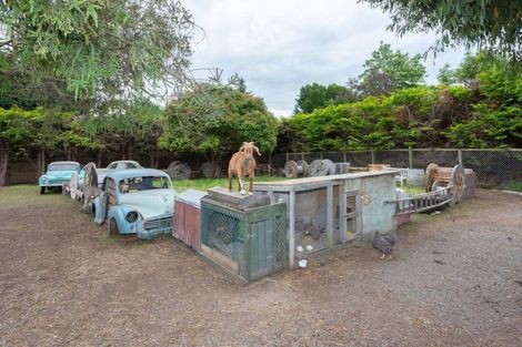 Photo of property in 35 Chinnerys Road, Woodend, 7610