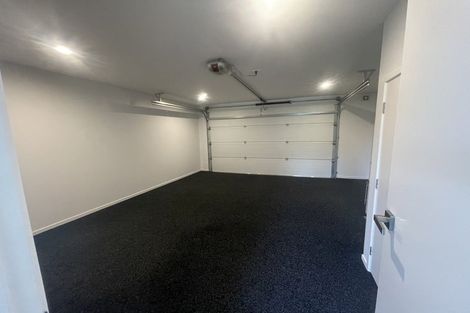 Photo of property in 35 Lewis Road, Pakuranga, Auckland, 2010