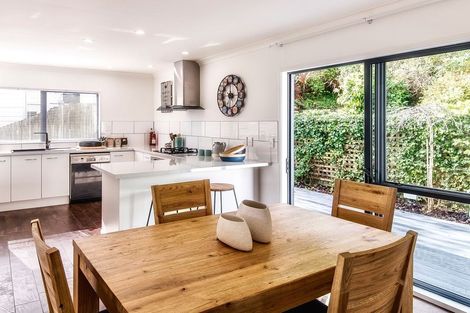 Photo of property in 5 Tombane Lane, Papakowhai, Porirua, 5024