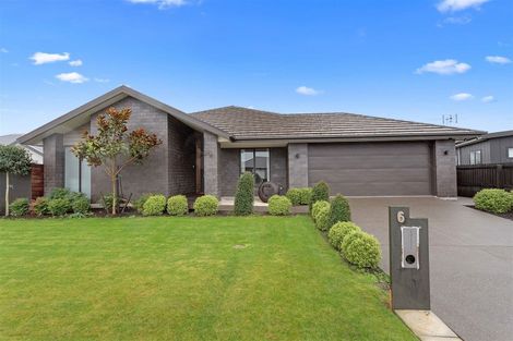 Photo of property in 6 Benjes Place, Woodend, 7610