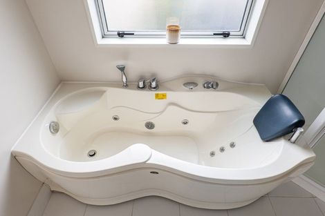 Photo of property in 496c Barbadoes Street, Edgeware, Christchurch, 8013