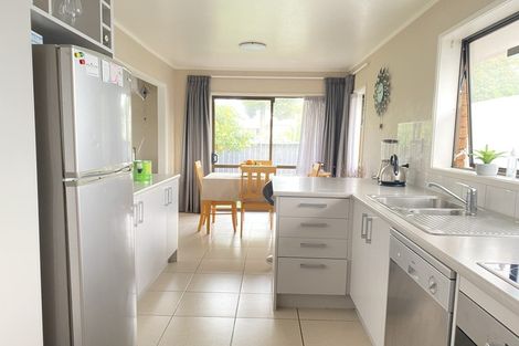 Photo of property in 1 Metcalfe Road, Henderson, Auckland, 0610