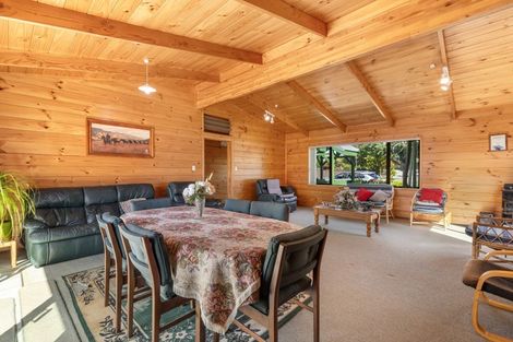 Photo of property in 17 Huia Street, Waikawa, Picton, 7220