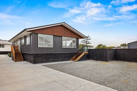 Photo of property in 19b Rawson Street, New Brighton, Christchurch, 8083