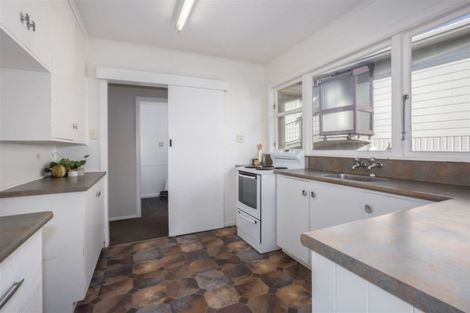 Photo of property in 40 Ernest Street, Ranui, Porirua, 5024