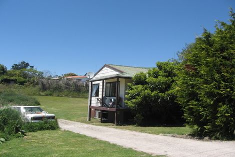 Photo of property in 16 Te Awhe Road, Maketu, Paengaroa, 3189