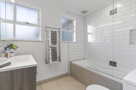 Photo of property in 1/1 Diomede Street, Bayswater, Auckland, 0622