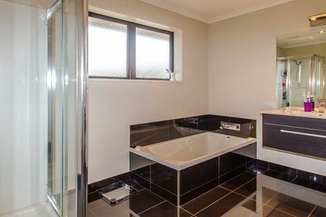 Photo of property in 26 Severn Street, Green Island, Dunedin, 9018