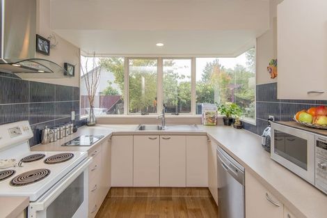 Photo of property in 125 Stapletons Road, Richmond, Christchurch, 8013