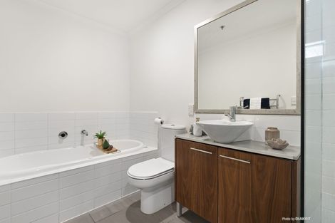 Photo of property in Augusta Apartments, 7/254 Willis Street, Te Aro, Wellington, 6011
