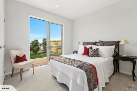 Photo of property in 137 Godfrey Drive, Orewa, 0931