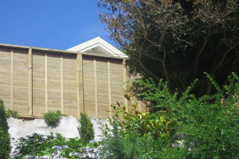 Photo of property in 23 Moana Road, Kelburn, Wellington, 6012