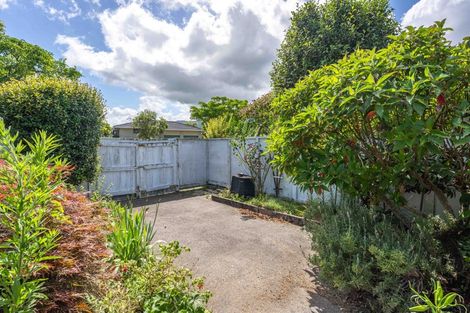 Photo of property in 2 Paretai Grove, Waikanae, 5036