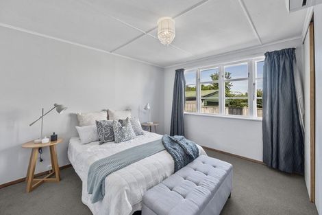 Photo of property in 32 Palmerston Road, Havelock North, 4130