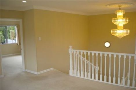 Photo of property in 23 Ian Marwick Place, Birkenhead, Auckland, 0626