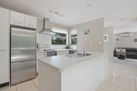 Photo of property in 32c Gilbert Street, New Plymouth, 4310