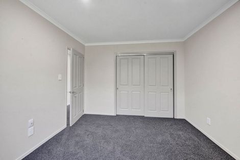 Photo of property in 8 County Drive, Hawera, 4610