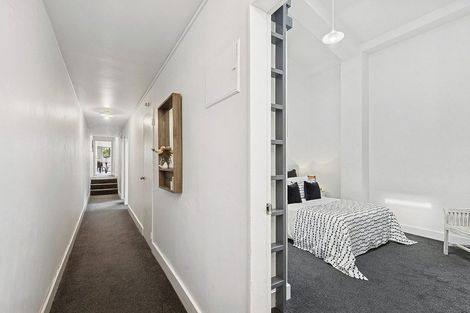 Photo of property in 1/5 Hopper Street, Mount Cook, Wellington, 6011