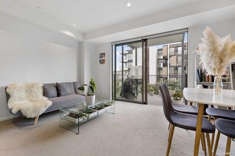 Photo of property in 203/4 Bluegrey Avenue, Stonefields, Auckland, 1072