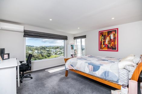 Photo of property in 104 Navigation Drive, Whitby, Porirua, 5024