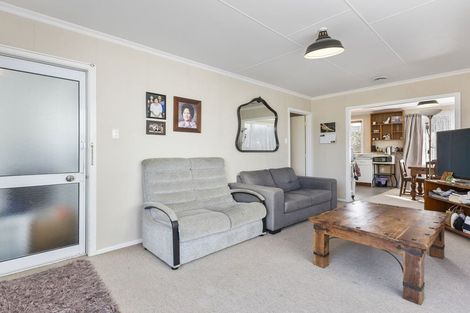 Photo of property in 6 Omata Road, Westown, New Plymouth, 4310