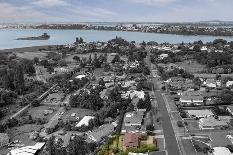 Photo of property in 73 Sutherland Road, Brookfield, Tauranga, 3110