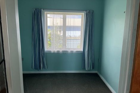 Photo of property in 2 Curtis Street, Hector, 7822