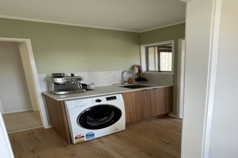 Photo of property in 7b Clunie Place, Highland Park, Auckland, 2010