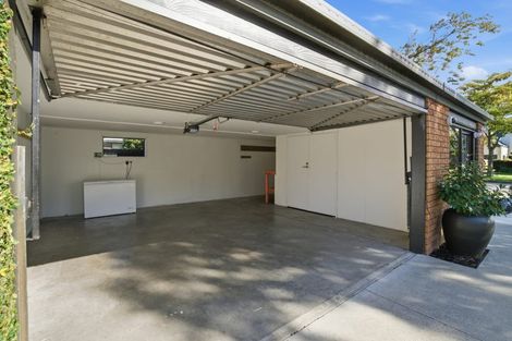 Photo of property in 8 Kedleston Drive, Avonhead, Christchurch, 8042