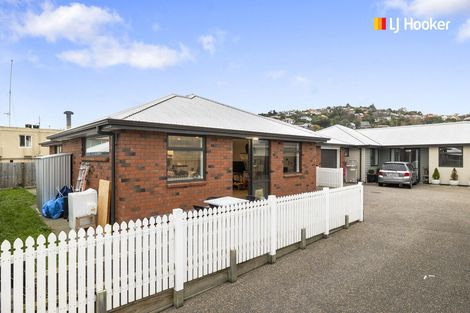 Photo of property in 68 Fitzroy Street, Caversham, Dunedin, 9012