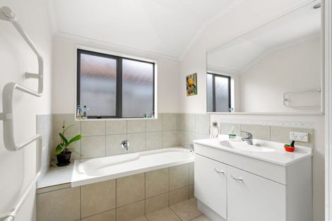 Photo of property in 15 Balmacewan Drive, Te Kamo, Whangarei, 0112