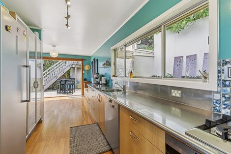 Photo of property in 3a Roys Road, Plimmerton, Porirua, 5026