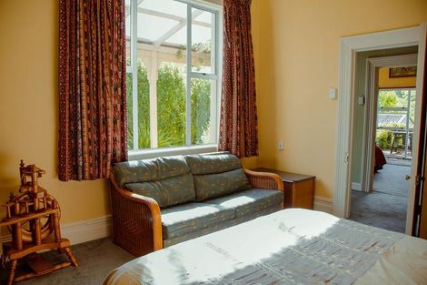 Photo of property in 21 Peel Street, Lawrence, 9532