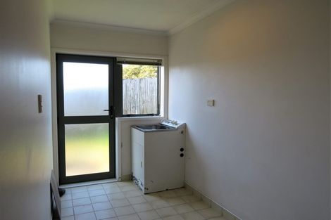 Photo of property in 34 Basra Drive, Henderson, Auckland, 0612