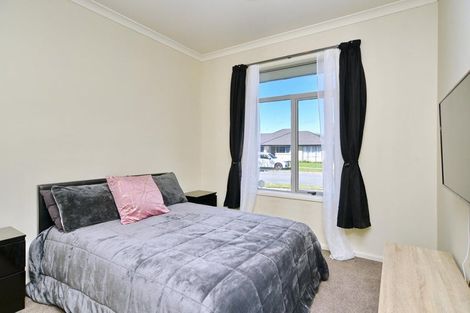 Photo of property in 3 Puhara Avenue, Parklands, Christchurch, 8083
