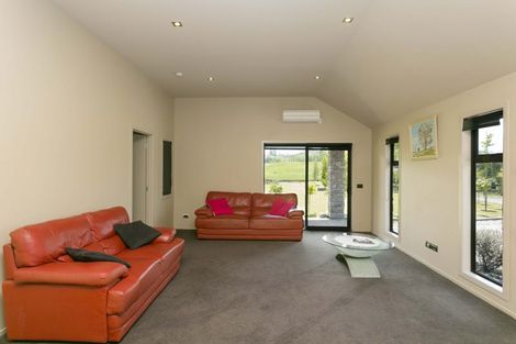 Photo of property in 5 Hitiri Road, Kinloch, Taupo, 3377