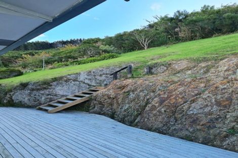 Photo of property in 9 Westra View, Tawa, Wellington, 5028