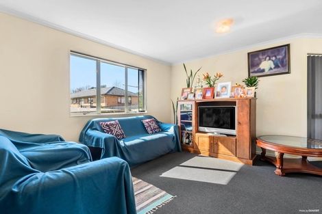 Photo of property in 15 Josie Lane, Manurewa, Auckland, 2102