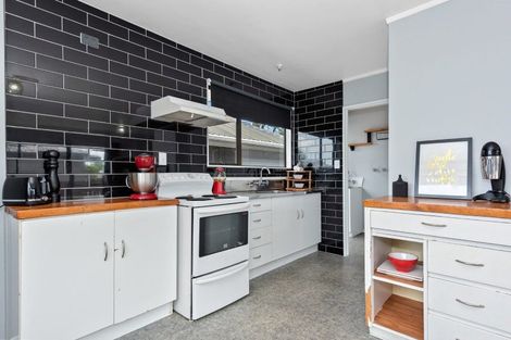 Photo of property in 52b Lloyd Drive, Nawton, Hamilton, 3200