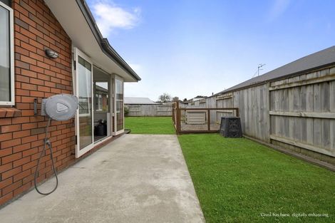 Photo of property in 32 Oak Crescent, Ashhurst, 4810