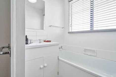 Photo of property in 1/800 Miller Street, Hastings, 4122