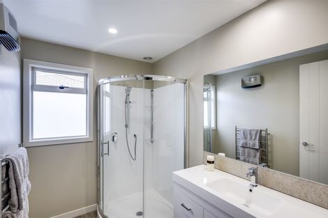 Photo of property in 88 Orotu Drive, Poraiti, Napier, 4112