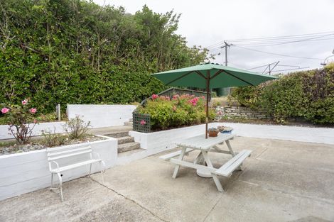 Photo of property in 17-19 Spiers Street, Kakanui, Oamaru, 9495