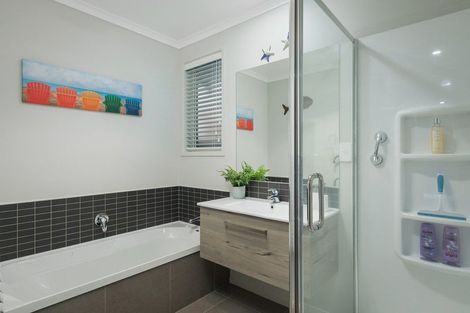 Photo of property in 1 Long Acre Close, Katikati, 3129