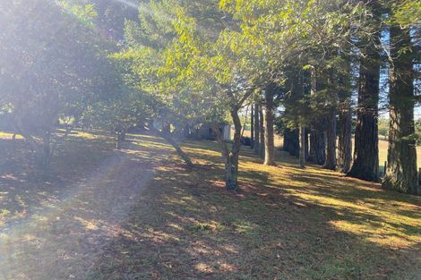 Photo of property in 4 Berkers Road, Ngahinapouri, Hamilton, 3290