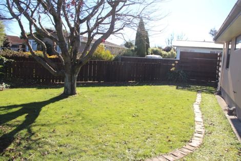 Photo of property in 6 Adams Place, Kelvin Grove, Palmerston North, 4414