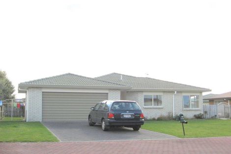 Photo of property in 60 Kane Road, Papamoa Beach, Papamoa, 3118