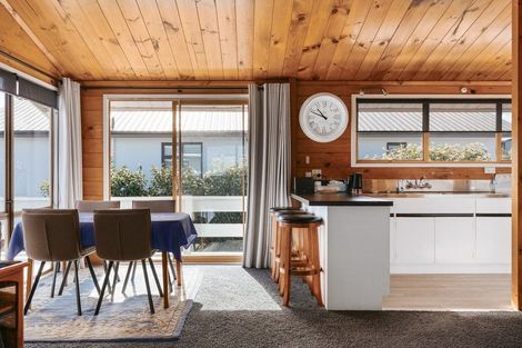 Photo of property in 15 Hamurana Road, Omokoroa, 3114