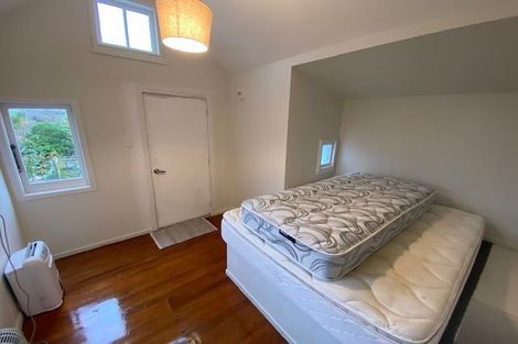 Photo of property in 54 Kano Street, Karori, Wellington, 6012